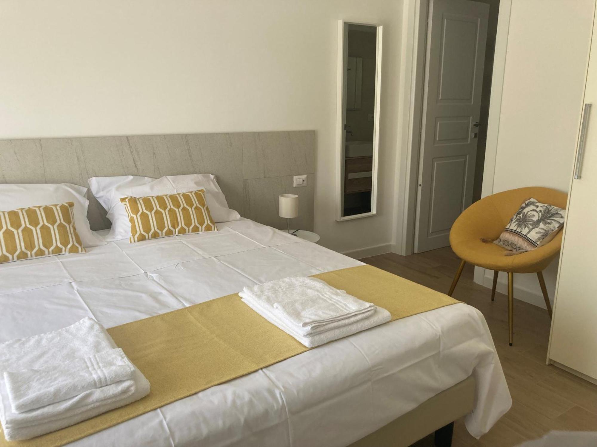 Strettomare-Business & Travel Apartment Reggio di Calabria Exteriör bild