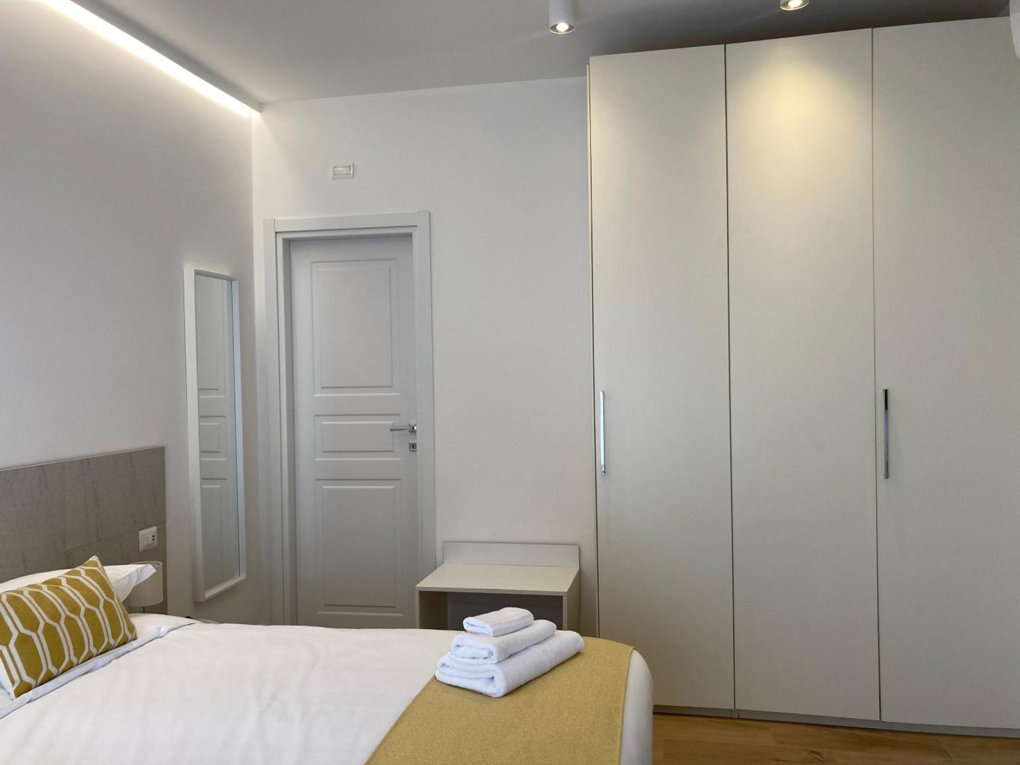 Strettomare-Business & Travel Apartment Reggio di Calabria Exteriör bild